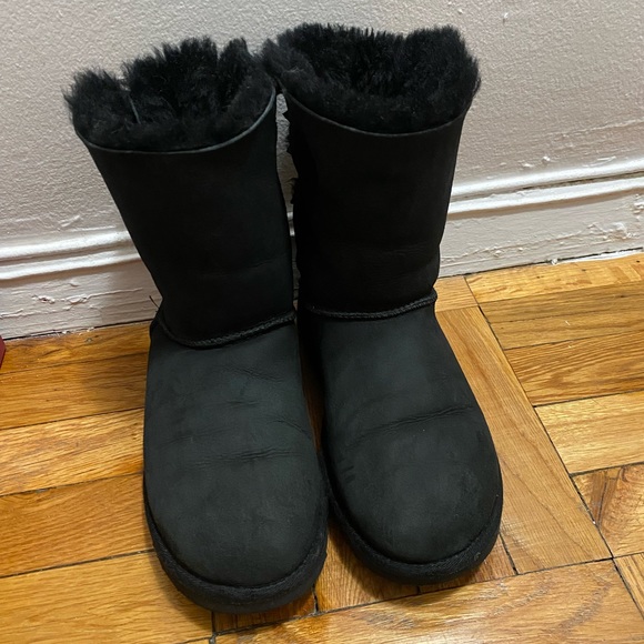 Black - Picture 2 of 3